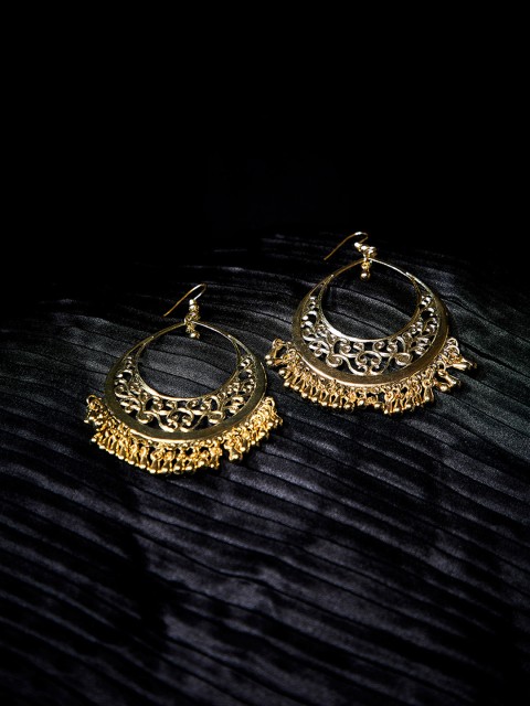 

ZeroKaata Gold-Toned Crescent Shaped Drop Earrings