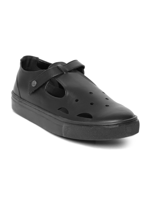 

Duke Men Black Shoe-Style Sandals