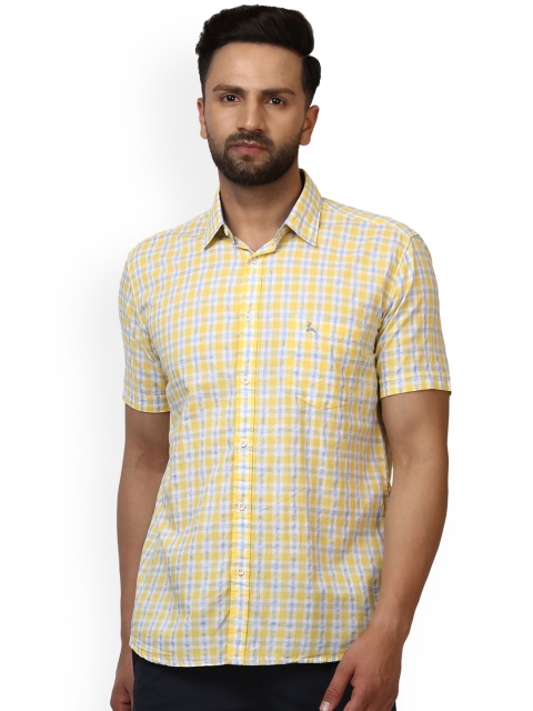 

Parx Men Yellow Slim Fit Checked Casual Shirt