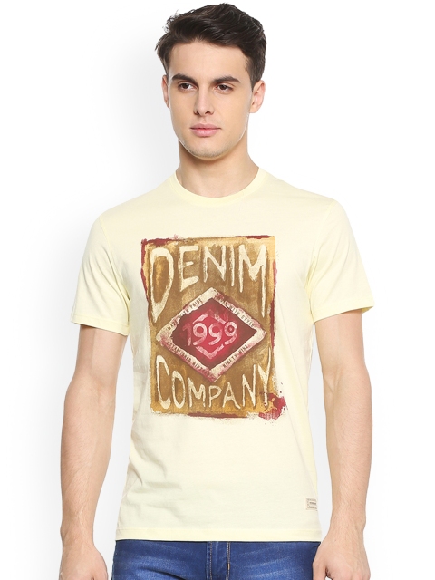 

Peter England Casuals Men Cream-Coloured Printed Round Neck T-shirt