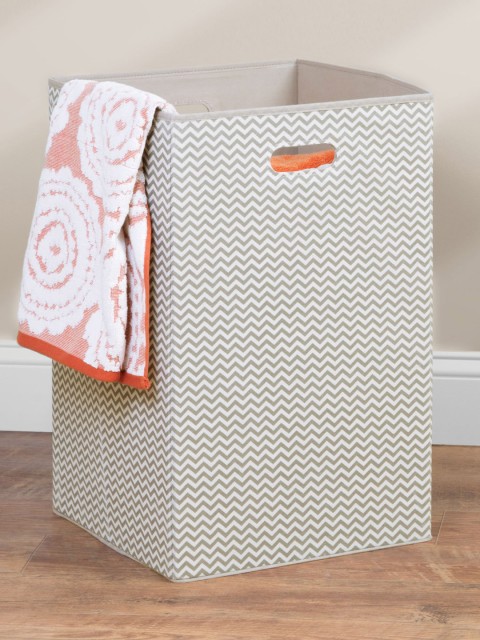 

InterDesign Beige & White Polypropylene Laundry Bag