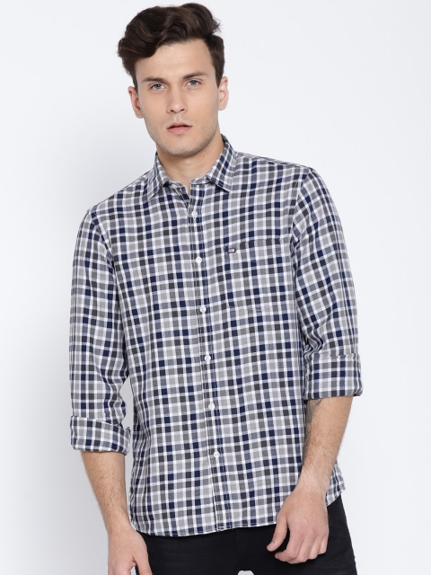 

Arrow Sport Men Navy Blue & Grey Slim Fit Checked Casual Shirt