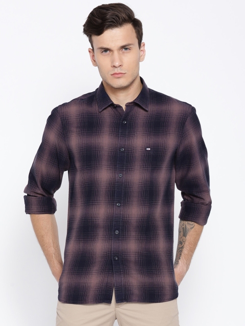 

Arrow Sport Men Mauve & Navy Slim Fit Checked Casual Shirt