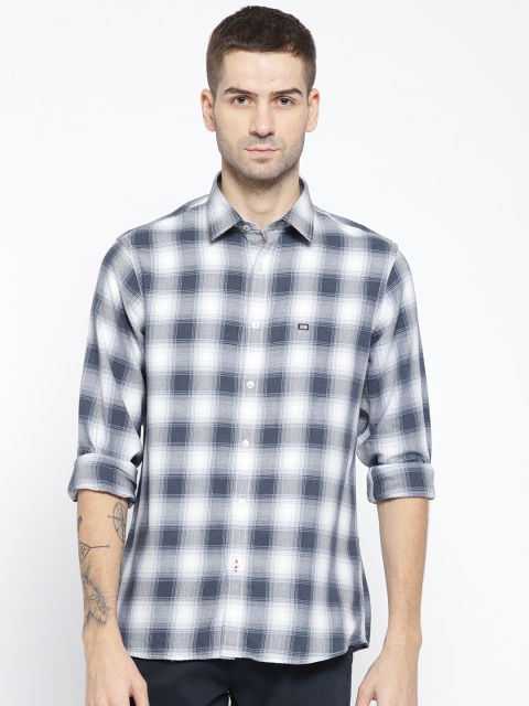 

Arrow Sport Men Blue & White Slim Fit Checked Casual Shirt