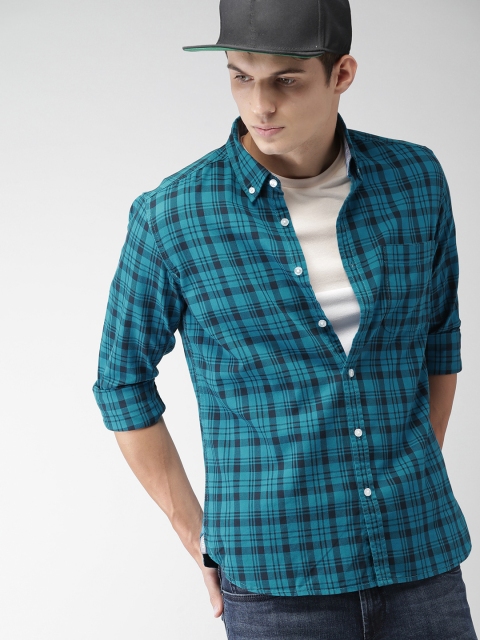 

Harvard Men Blue & Black Regular Fit Checked Casual Shirt