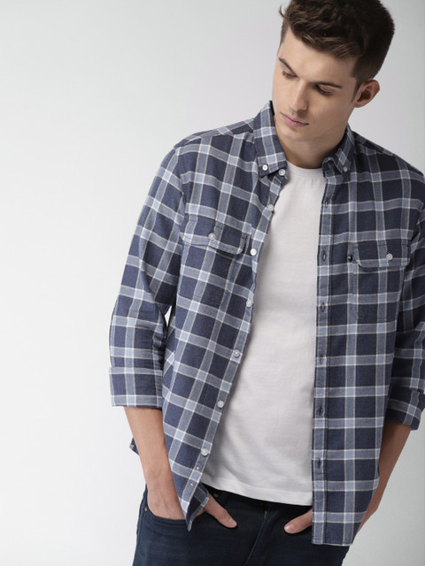 

Harvard Men Blue Regular Fit Checked Casual Shirt