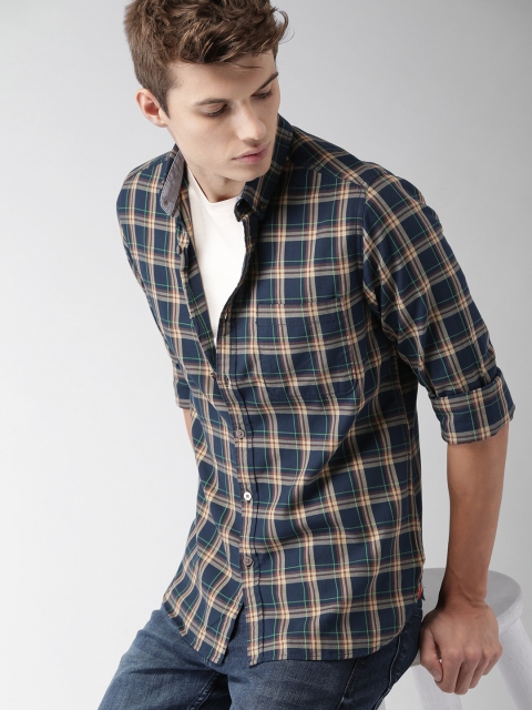 

Harvard Men Navy Blue & Brown Regular Fit Checked Casual Shirt
