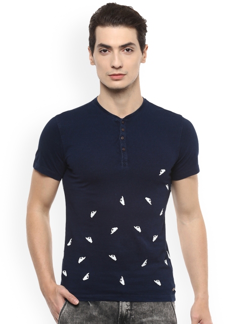 

Peter England Casuals Men Navy Blue Printed Henley Neck T-shirt