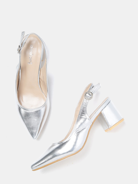 

DressBerry Women Silver-Toned Solid Pumps