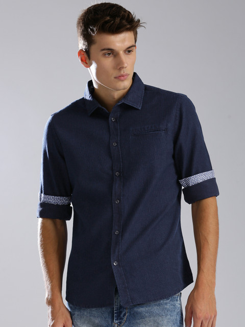

GAS Men Navy Blue Regular Fit Solid Casual Shirt