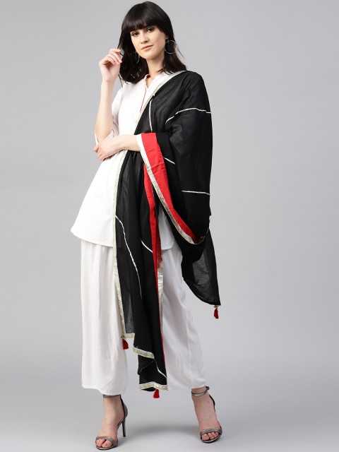 

Rain & Rainbow Black Solid Pure Cotton Dupatta