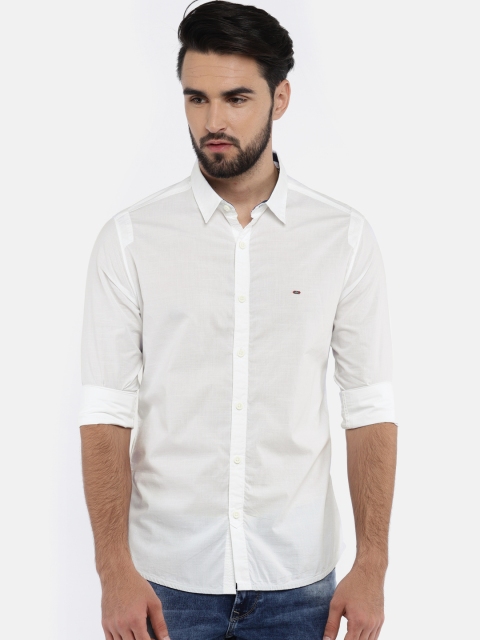 

SPYKAR Men White Solid Casual Shirt