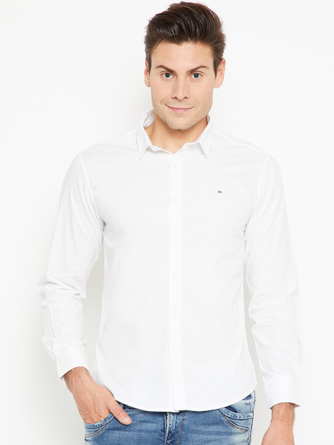

SPYKAR Men White Regular Fit Solid Casual Shirt