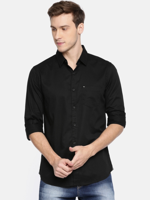 

SPYKAR Men Black Solid Casual Shirt