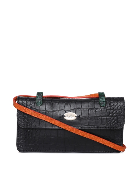 

Holii Black Textured Handheld Bag