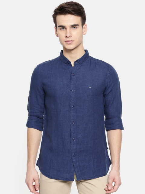 

SPYKAR Men Blue Solid Casual Shirt