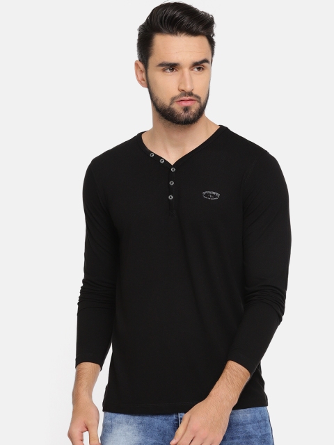 

SPYKAR Men Black Solid Henley Neck T-shirt