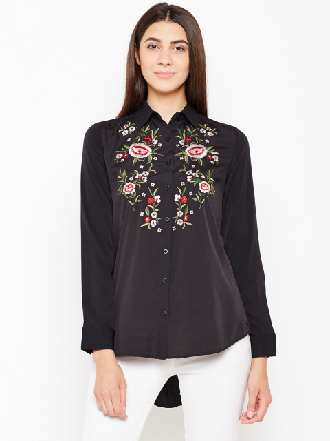 

Oxolloxo Women Black Regular Fit Printed Casual Shirt