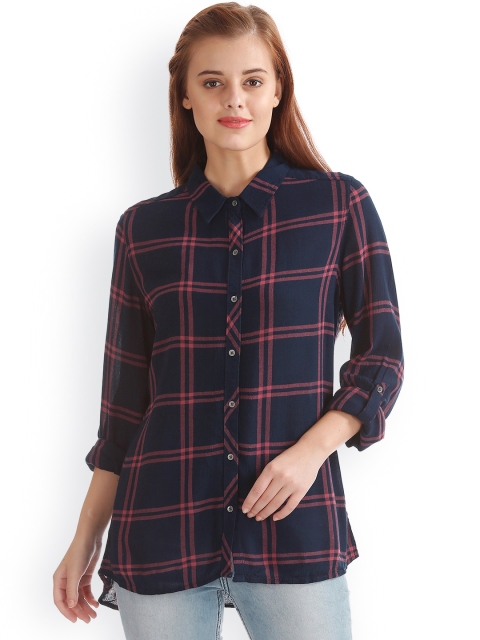 

Flying Machine Women Blue Regular Fit Checked Casual Shirt