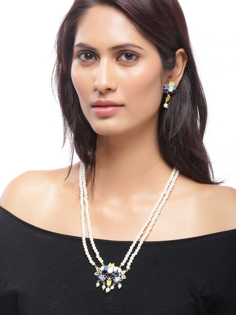 

Studio Voylla Gold-Toned & Blue Enamelled Jewellery Set