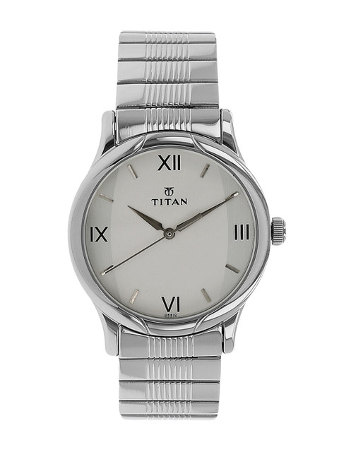 

Titan Men Silver-Toned & White Analogue Watch NK1580SM01