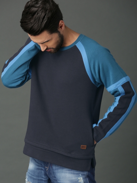 

Roadster Men Blue Solid Sweatshirt, Navy blue