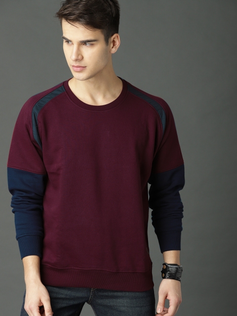 

Roadster Men Maroon Solid Sweatshirt