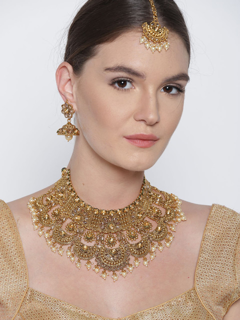 

damani Off-White Antique Gold-Plated Stone-Studded Jewellery Set