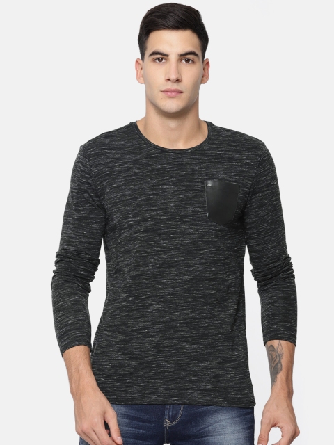 

SPYKAR Men Black Solid Round Neck T-shirt