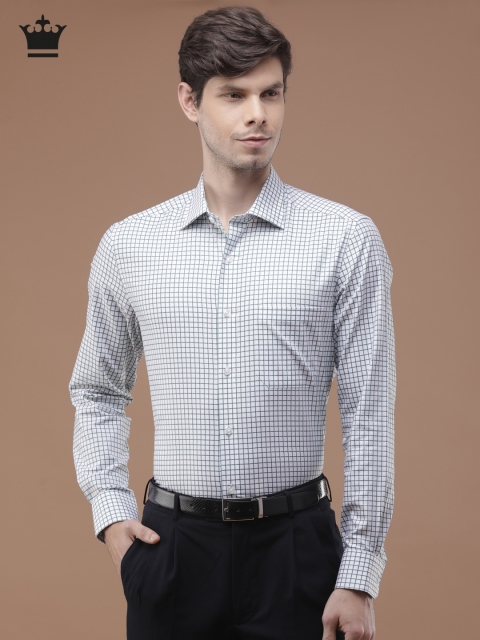 

Louis Philippe Men White & Green Regular Fit Checked Formal Shirt