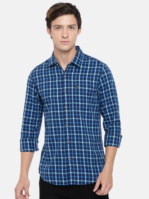 

The Indian Garage Co Men Navy Blue Regular Fit Checked Casual Shirt