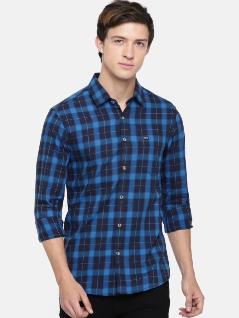 

The Indian Garage Co Men Blue Slim Fit Checked Casual Shirt