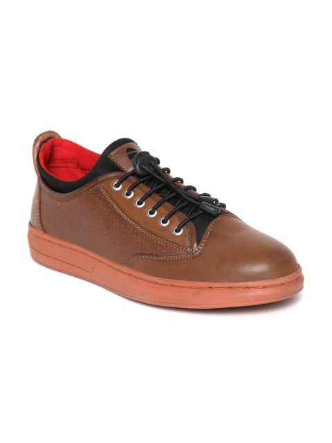 

Duke Men Tan Brown Textured Sneakers