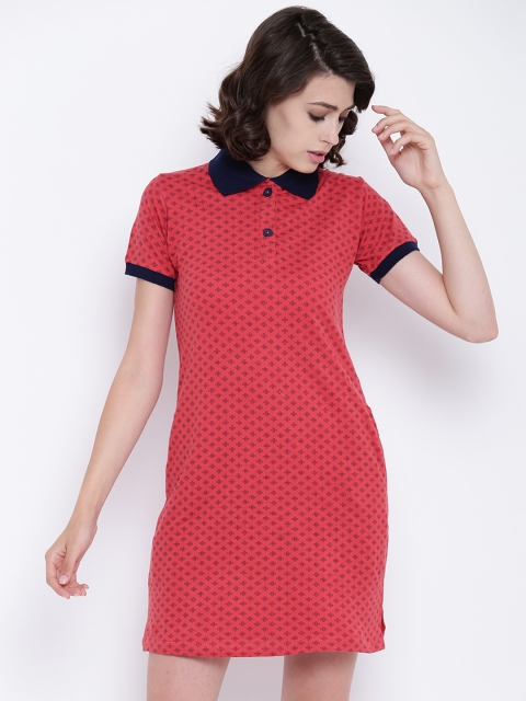 

Clt.s Women Red Printed Cotton Sleep Shirt