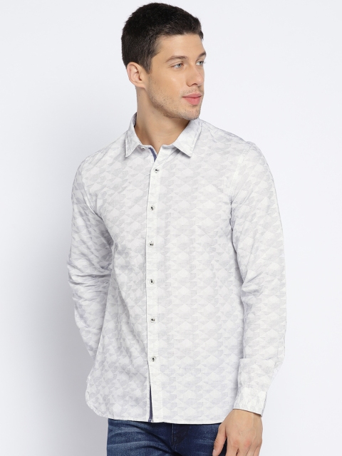 

Lee Cooper Men Off-White & Navy Blue Regular Fit Self Design Casual Shirt