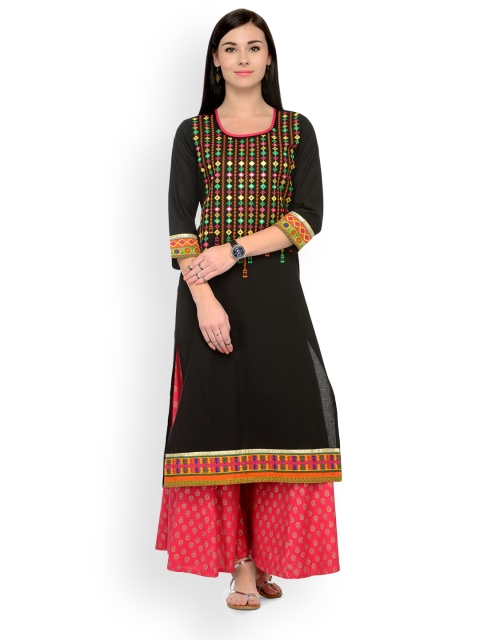 

Varanga Women Black Printed Straight Kurta