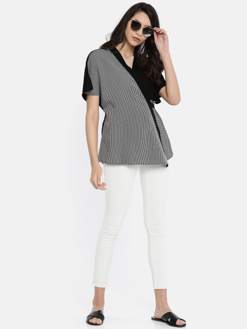 

Vero Moda Women Black & White Self Design Wrap Top