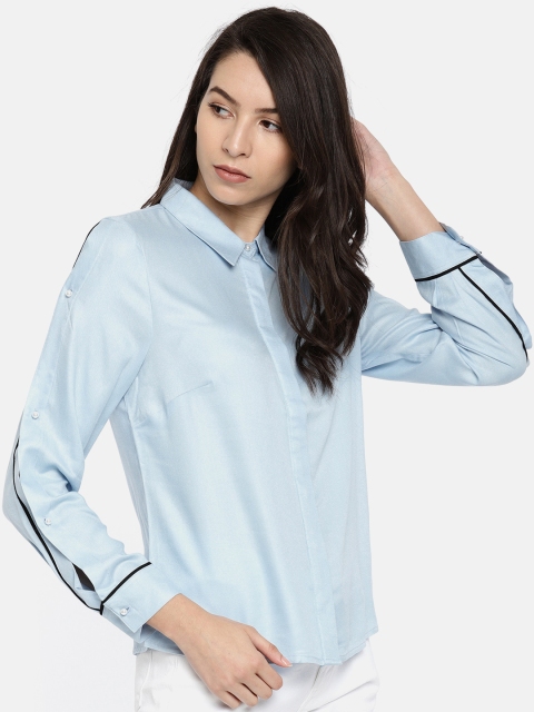 

Vero Moda Women Blue Regular Fit Solid Casual Shirt