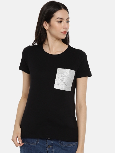 

Vero Moda Women Black Solid Round Neck T-shirt