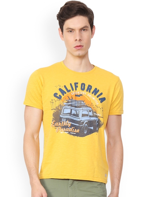 

Solly Jeans Co. Men Yellow Printed Round Neck T-shirt