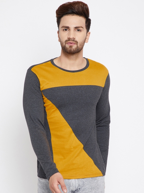 

The Dry State Men Grey Solid Round Neck T-shirt
