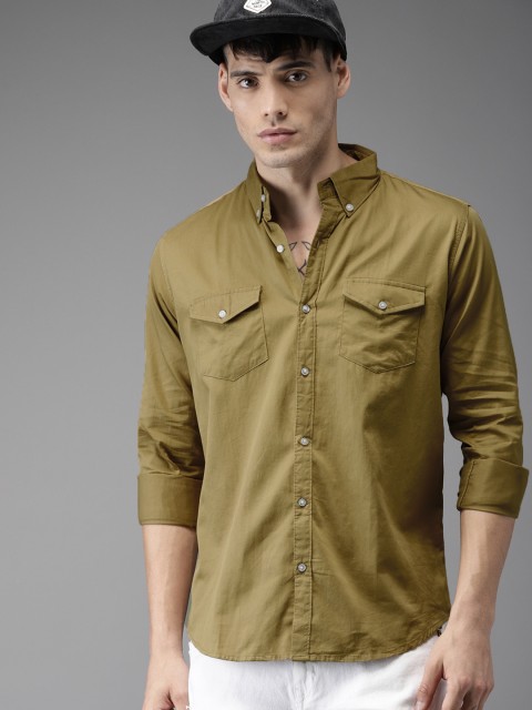 

SayItLoud Men Beige Slim Fit Solid Casual Shirt