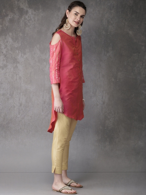 

Anouk Women Pink Solid Cold-Shoulder Straight Kurta