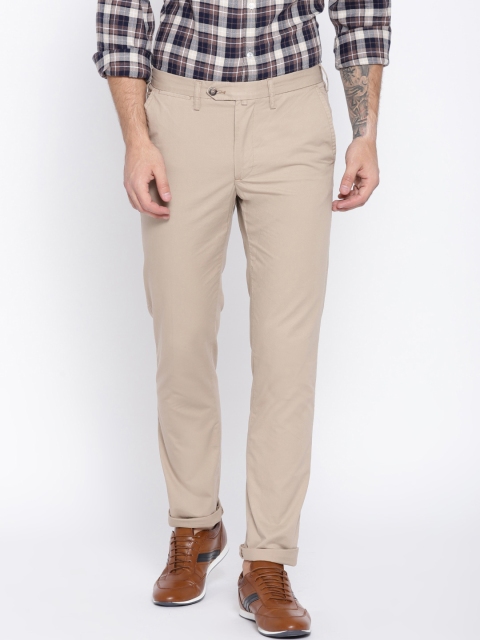 

OVS Men Beige Regular Fit Solid Chinos