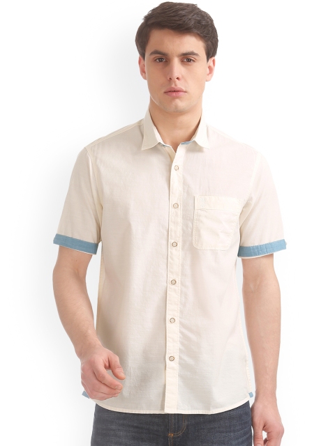 

Arrow Blue Jean Co. Men Off-White Slim Fit Printed Casual Shirt