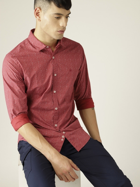 

United Colors of Benetton Men Red Slim Fit Printed Casual Shirt