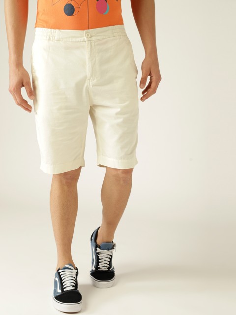 

United Colors of Benetton Men Off-White Solid Shorts