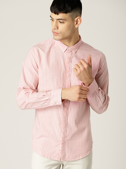 

United Colors of Benetton Men Pink & White Slim Fit Striped Casual Shirt