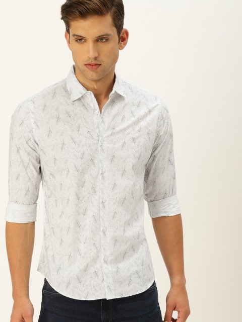 

United Colors of Benetton Men White & Black Slim Fit Printed Casual Shirt
