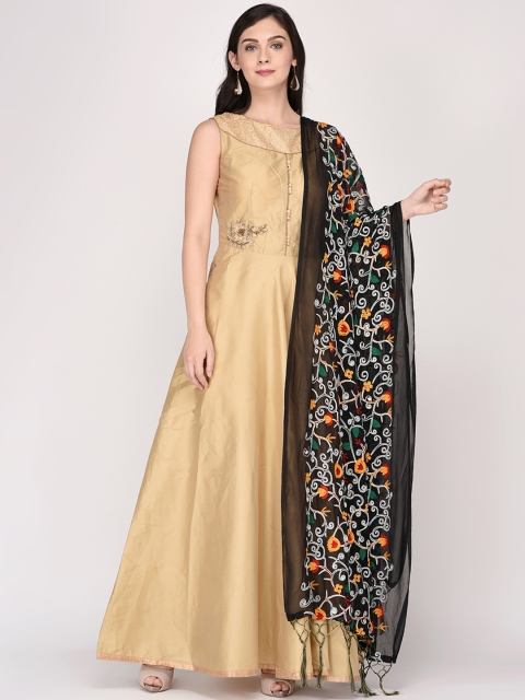 

Dupatta Bazaar Black & White Embroidered Dupatta